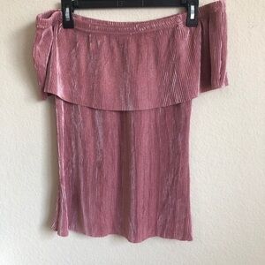 a.n.a. Top Metallic Rose Off Shoulder Trendy Boho